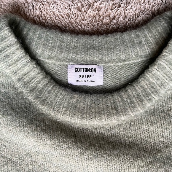 Women's Sage / Mint Green Sweater. XS - Picture 2 of 7